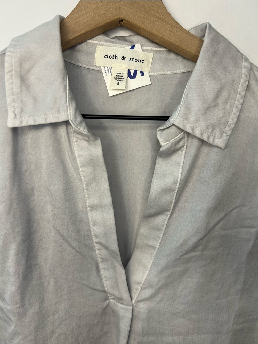 *NWT* Cloth & Stone Women’s Gray Long-Sleeve Henley Blouse, Size Small - Picture 6 of 12